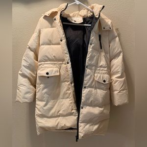 Girl’s puffer coat